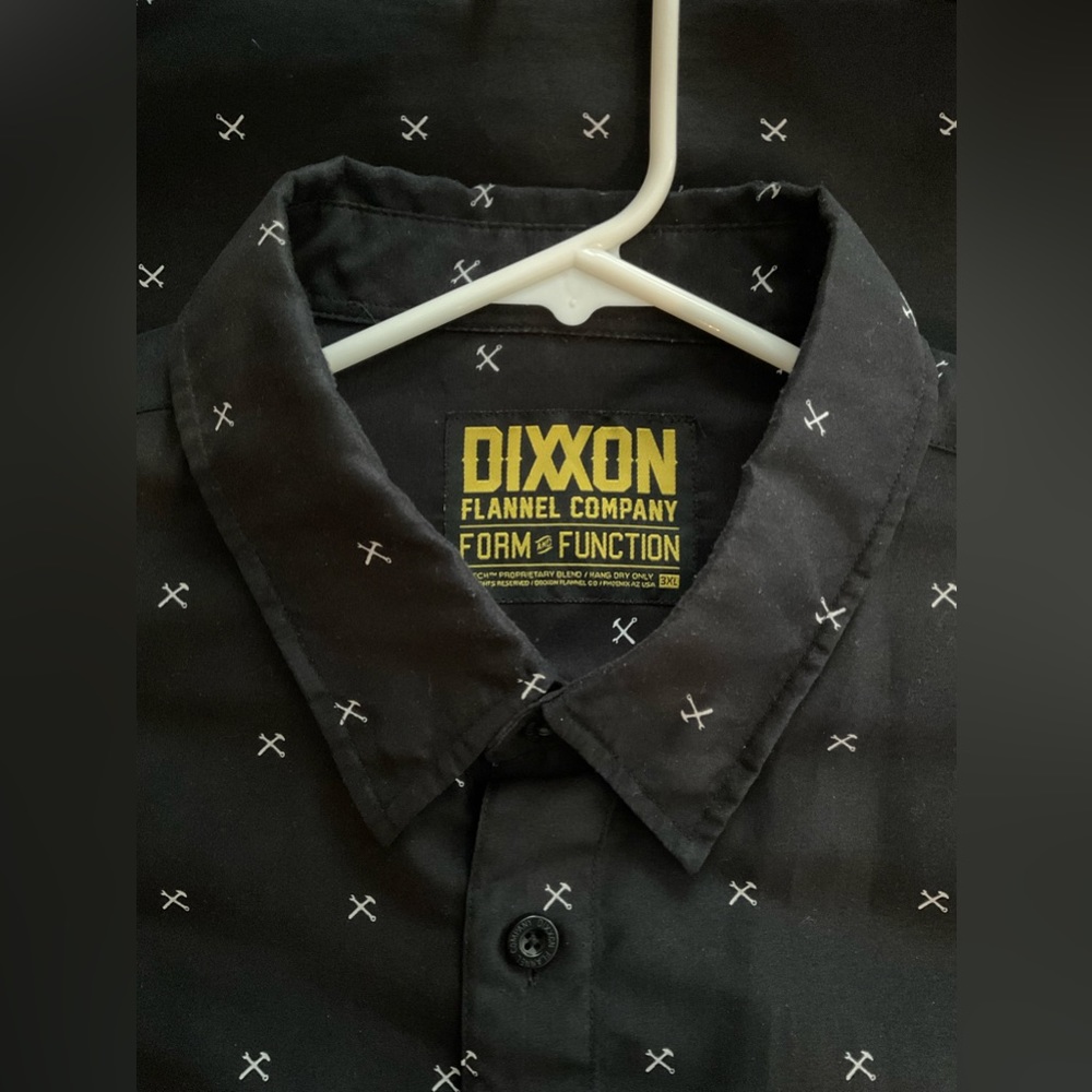 ◦Dixxon Flannel Party Shirt
◦Used in excellent condition
◦Fits true to size